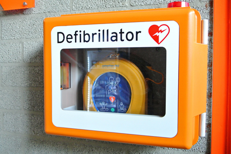 AED  -  Defibrillator